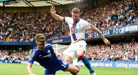 Челси и Ливърпул с домакински загуби във Висшата лига