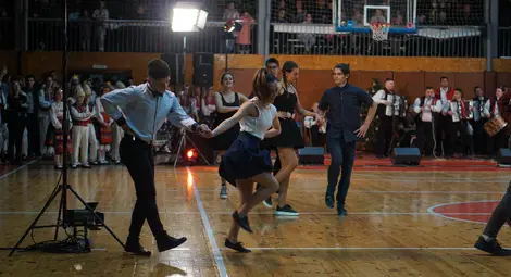 Михаела Луканова и Теодор Иванов станаха Мис и Мистър Танц 2022 в Русе /галерия/