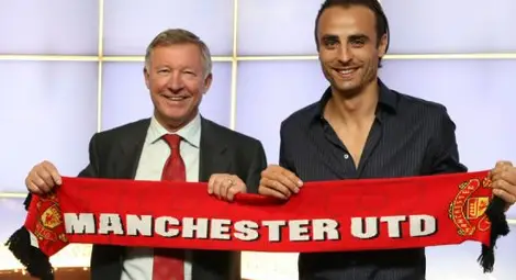 Изгубени в превода: Сър Алекс обявява трансфера на Бербатов не като "боклук", а като "голямо счепкване"