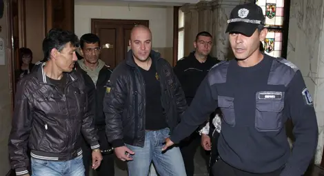 15 години затвор за банковия обир в Сливен 15 години затвор за банковия обир в Сливен