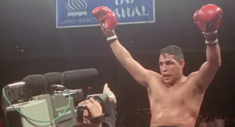 Мексикански боксьор почина след бой със свой сънародник Мексикански боксьор почина след бой със свой сънародник