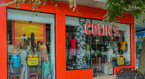 Магазин &bdquo;Колинс&ldquo; празнува рожден ден със стоки на доставни цени