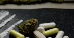 8.04% от децата са употребявали някога дрога. Това подозират едва 3.22% от родителите