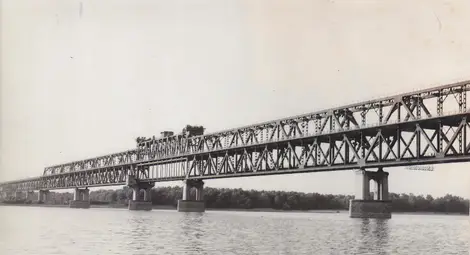 Музеят в Русе открива изложба, посветена на 70 години от построяването на Дунав мост