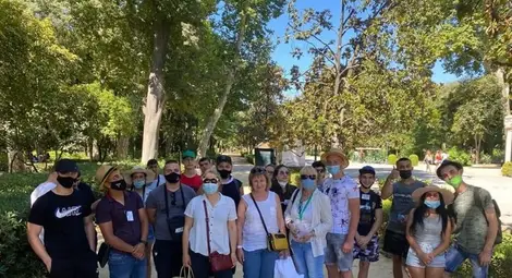 Коне, които раждат във водата, и прасета  за хамон впечатлили русенски гимназисти