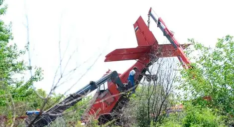 Къс разбег свалил самолета в ябълковата градина край Пиргово