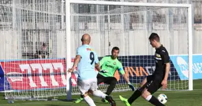 „Дунав“ взе точка срещу „Славия“ в добавеното от съдията време