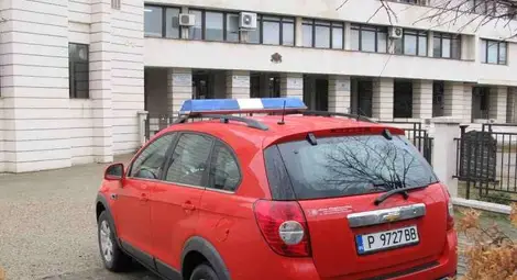 Уникален "щабен" автомобил в двора на РДВР - Русе 