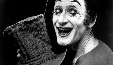 Марсо като клоуна Бип през 1974 година. Марсо като клоуна Бип през 1974 година.