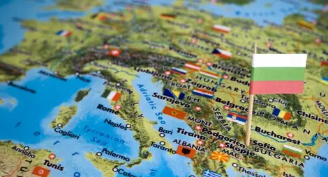 Тайните езици на България: от чалгаджийски говор до корпоративните англицизми Тайните езици на България: от чалгаджийски говор до корпоративните англицизми