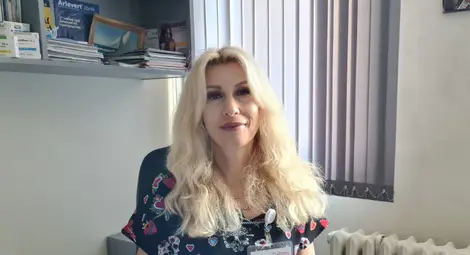 Д-р Росица Кръстева Д-р Росица Кръстева