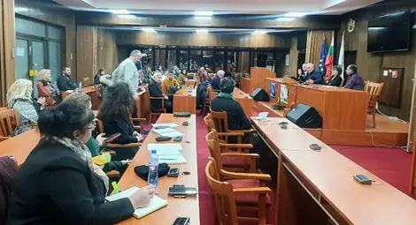 Комисията по екология обсъжда предложения за подобряване качеството на въздуха