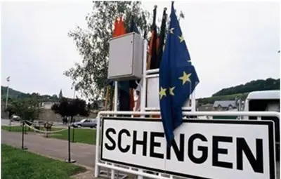 ЕС потвърди, че обмисля да замрази Шенген за 2 години заради бежанците