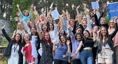 Академия по лидерство предлага безплатно обучение на амбициозни млади жени