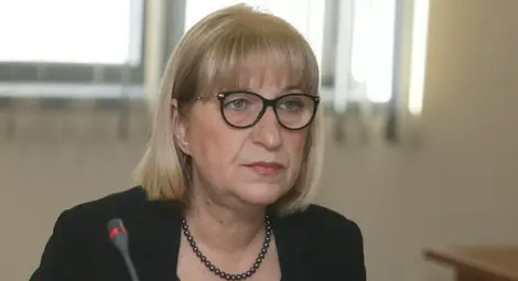 Цецка Цачева: Не е възможно българските граничари да бъдат предадени на Турция