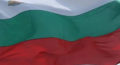 80-метров национален трикольор ще носят ученици на Трети март 80-метров национален трикольор ще носят ученици на Трети март