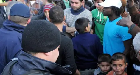 Разследване: Гранични полицаи помагат за трафика на бежанци Разследване: Гранични полицаи помагат за трафика на бежанци