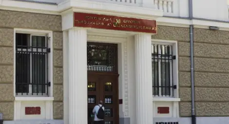 Атанасова: Виновни за КТБ са собственикът и акционерите