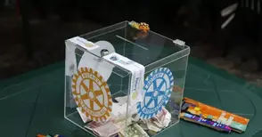 650 лева събраха млади ротарианци  за каузата „Талант без граници“