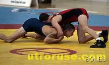 Юношите и девойките ни по борба тръгват за турнир в Румъния