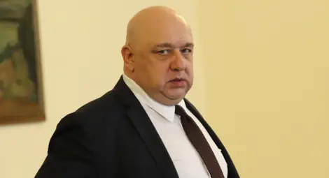 Бившият спортен министър нарече манипулация обвиненията на служебния кабинет