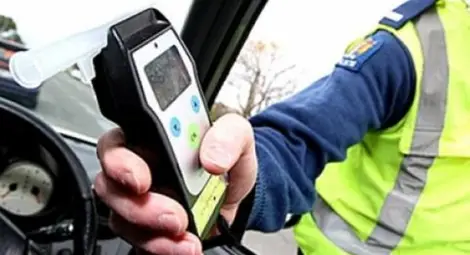 Шофьор догонил пиян зад волана след отърване на косъм от челен удар