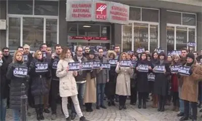 Журналистите на БНТ излязоха в подкрепа на свободата на словото Журналистите на БНТ излязоха в подкрепа на свободата на словото