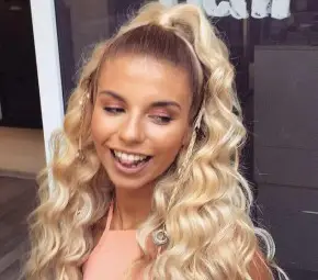 Закопчаха колата на Дивна