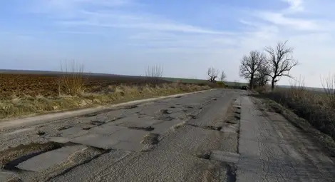 Тръгна нова поръчка за ремонтите на пътищата в областта Тръгна нова поръчка за ремонтите на пътищата в областта