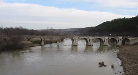 Община Бяла ще спасява моста на Колю Фичето с дарения