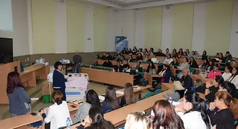 В Русенския университет представиха иновативна система за къпане на лежащо болни