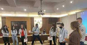 Младежи дискутираха генезиса на съвременните зависимости