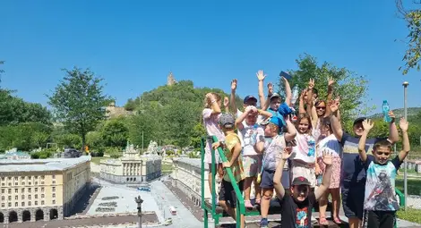 Децата от Детски кът &bdquo;Дунарит&ldquo; се забавляваха във Велико Търново