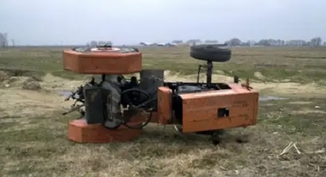 Прочут майстор-дърводелец намерил смъртта си под трактора