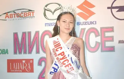 Мис Русе 2022 отнася короната във Варна