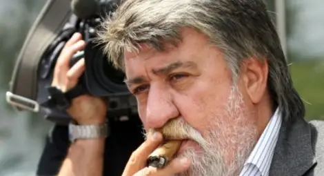 Вежди Рашидов влезе в най-тежката си битка!