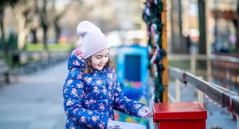 Леденият парк в Русе отваря утре с нови атракции, повече къщички и Виенско колело