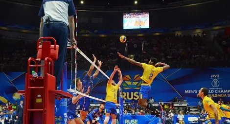 &bdquo;Кариоки&ldquo; и &bdquo;петли&ldquo; в един глас:  Публиката в Русе е фантастична