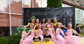 Със 7 златни медала приключват сезона балерините от „Инфанти“