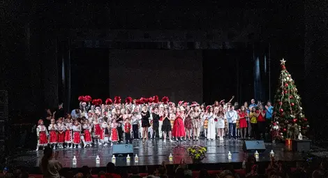 &bdquo;Синьо сърце&ldquo; обедини стотици русенци около каузата на хората с аутизъм От Сдружението търсят своя собствена зала за работа с децата