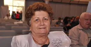 Проф. Ваня Недкова: В кръвта на бебетата на пушачки има толкова отрова, колкото и в майчината