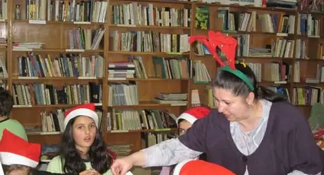 Ателие "Ре-дизайн" в библиотеката вдъхва нов живот на старите предмети /галерия/ Ателие "Ре-дизайн" в библиотеката вдъхва нов живот на старите предмети /галерия/