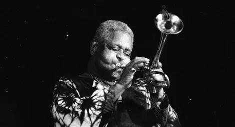 Зашеметяващият крив тромпет на джаза