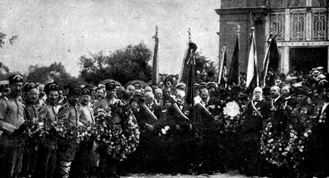 Пред гроба на Стефан Караджата в Русе