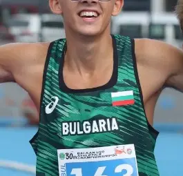 Спринтьор на &bdquo;Локомотив&ldquo; тренира в компанията на британски асове