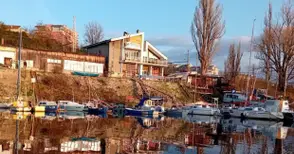 Бившият яхтклуб става център за водни спортове след безвъзмездно придобиване