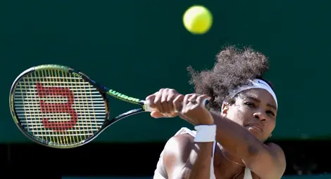 Серина пак не даде шанс на Шарапова и е на финал в Лондон