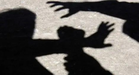 Полицаи от IV районно бити от роми в спешното на "Майчин дом"! Полицаи от IV районно бити от роми в спешното на "Майчин дом"!