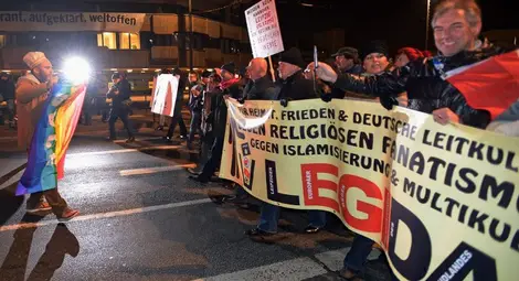 Няколко хиляди души участваха в антиислямска демонстрация в Лайпциг