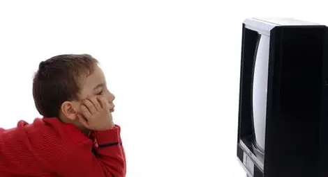9 години от живота си стоим пред телевизора